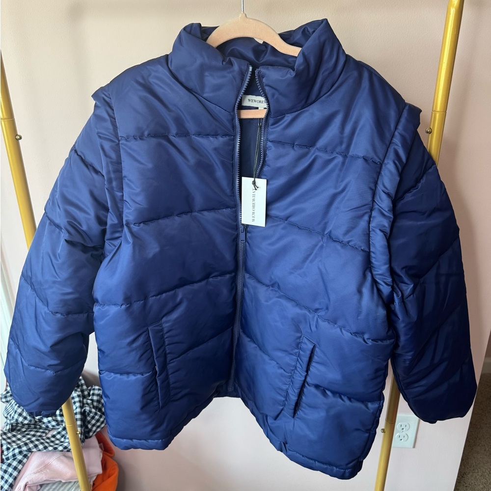 WeWoreWhat NWT Puffer Jacket